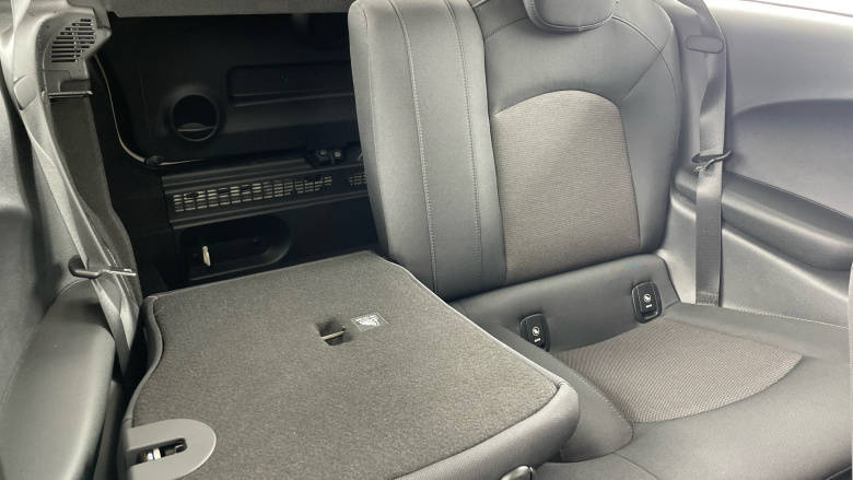 MINI Hatchback 1.5 Cooper II 3dr Petrol Hatchback